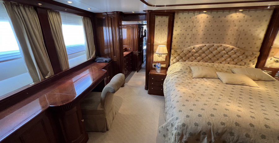 Benetti 115 Slide 662