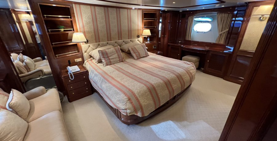 Benetti 115 Slide 670