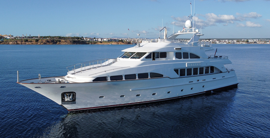 Boat in stock - Benetti 115